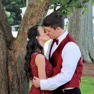 Meet your Posher, Leigha